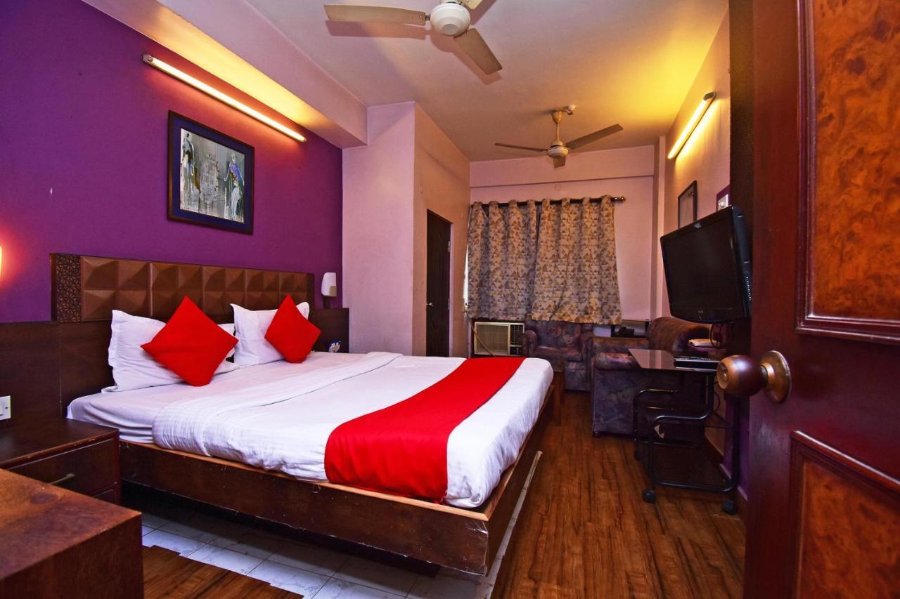 Hotel Oyo 2510 Near Camac Street à Calcutta Extérieur photo