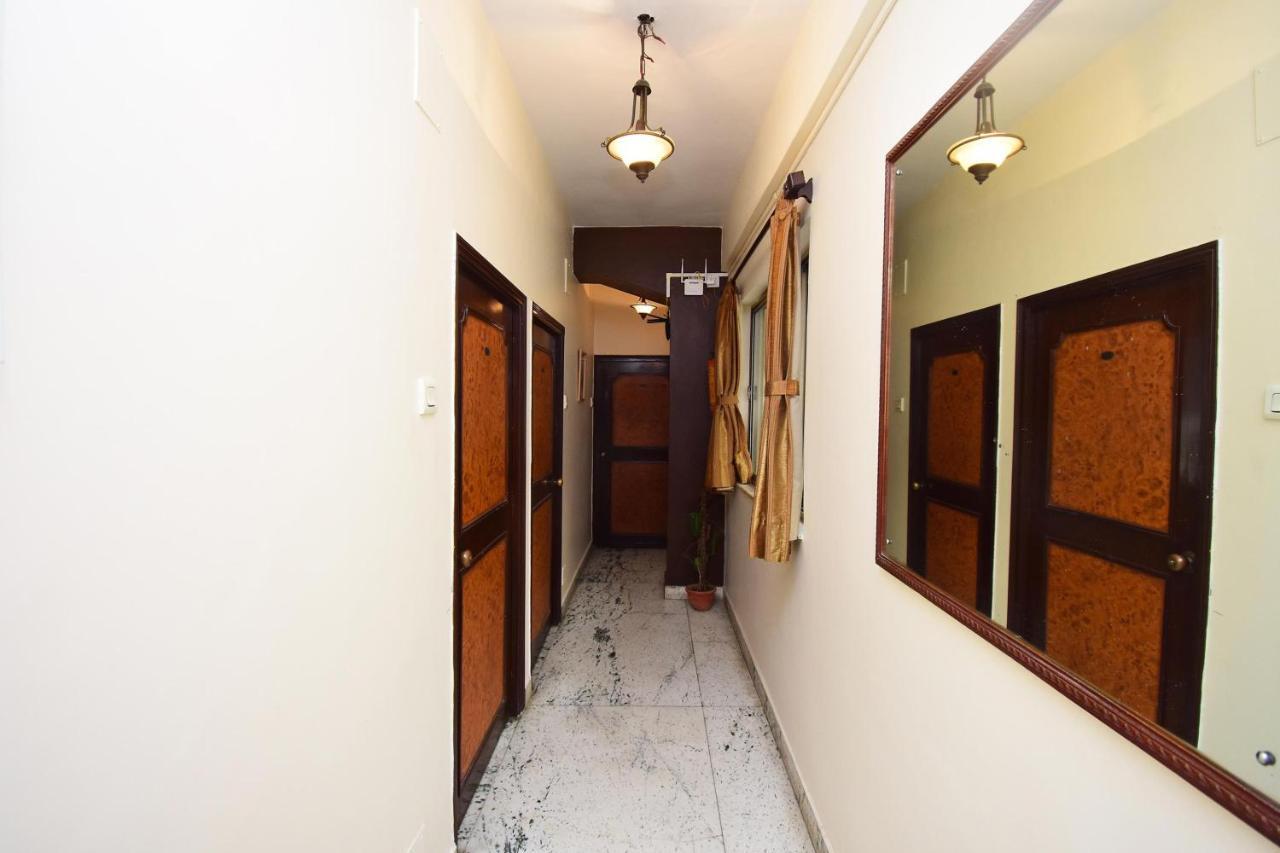 Hotel Oyo 2510 Near Camac Street à Calcutta Extérieur photo