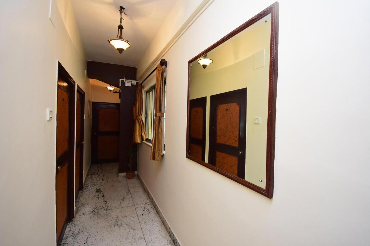 Hotel Oyo 2510 Near Camac Street à Calcutta Extérieur photo
