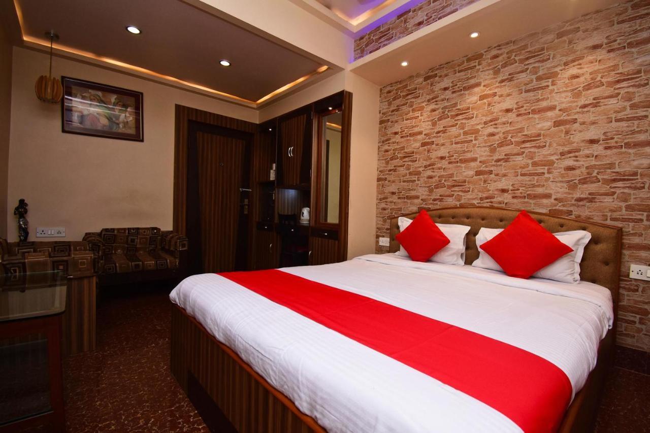 Hotel Oyo 2510 Near Camac Street à Calcutta Extérieur photo