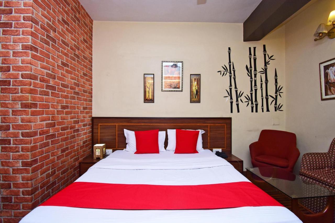 Hotel Oyo 2510 Near Camac Street à Calcutta Extérieur photo